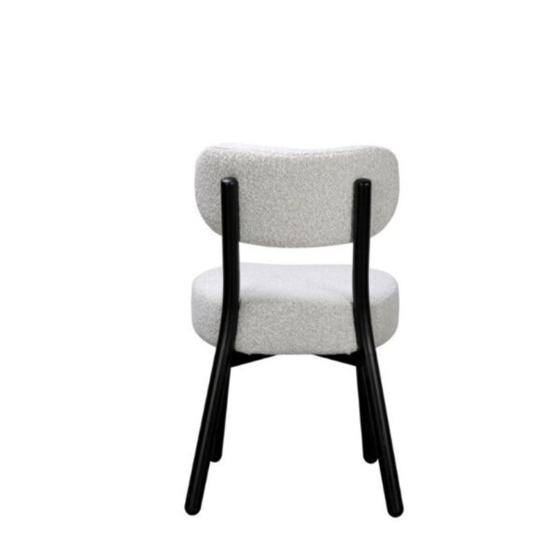 Chaise Fofana